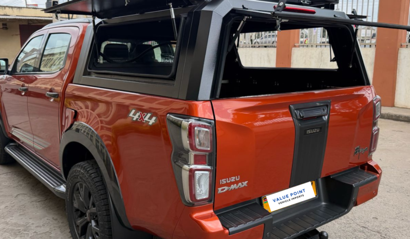 
								2023 Isuzu D-MAX Kipchoge Edition full									