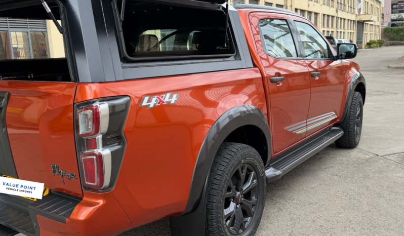 
								2023 Isuzu D-MAX Kipchoge Edition full									