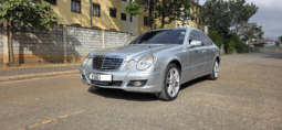 
										2009 Mercedes-Benz E250 full									