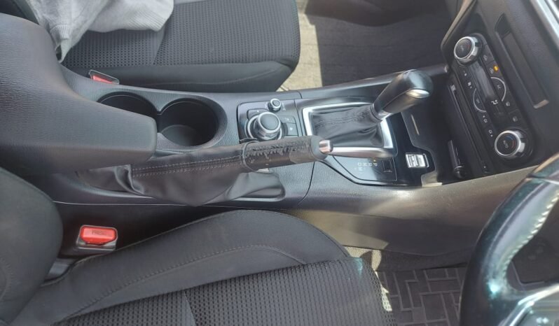 
								Mazda Axela 2018 full									