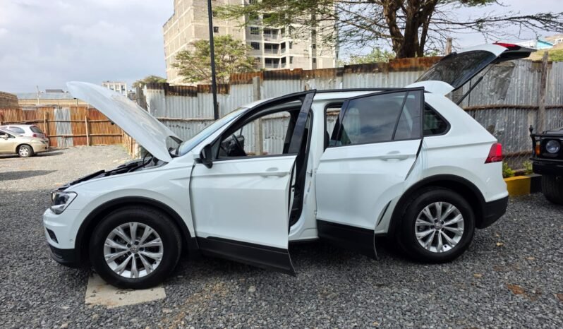 
								2018 Volkswagen Tiguan full									