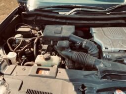 
										2018 Mitsubishi Outlander PHEV full									