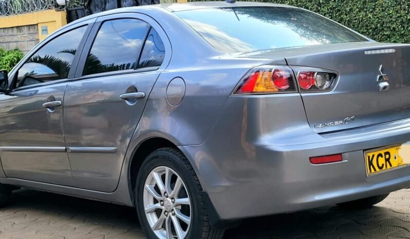 
								2017 Mitsubishi Lancer full									