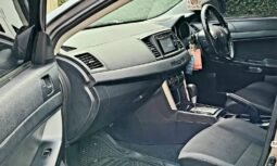 
										2017 Mitsubishi Lancer full									