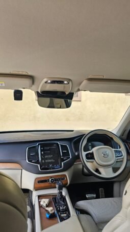 
										Volvo XC90 T6 full									