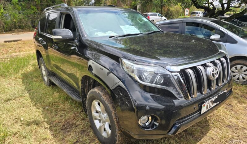 
								2012 Toyota Land Cruiser Prado full									