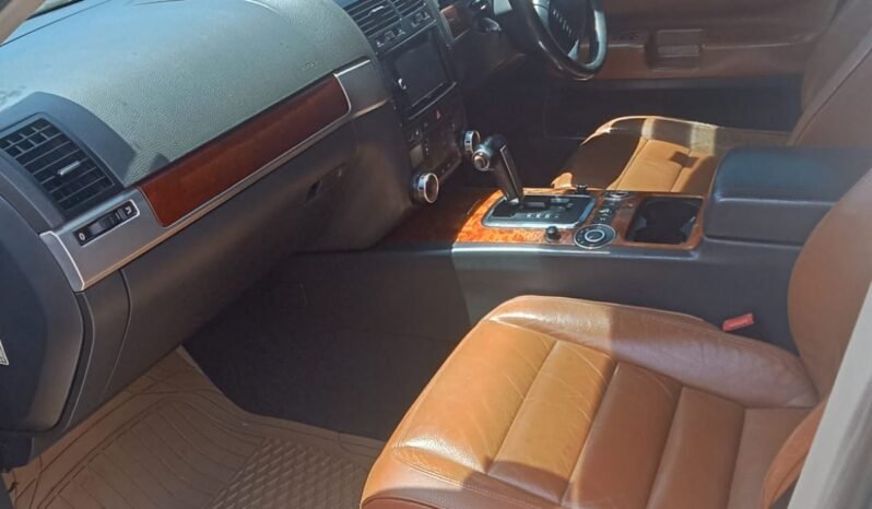 
								2007 Volkswagen Touareg full									