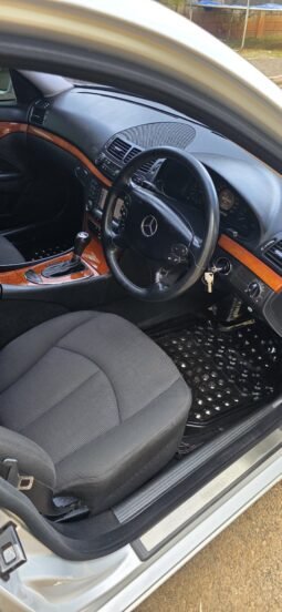 
										2009 Mercedes-Benz E250 full									