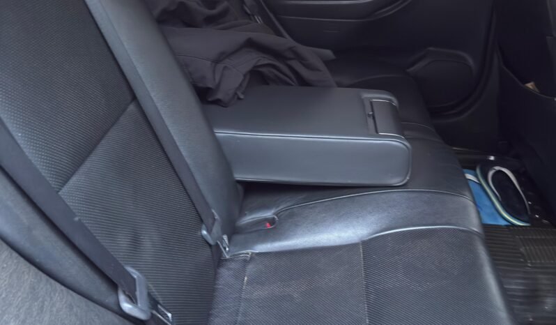 
								Toyota Avensis 2006 full									