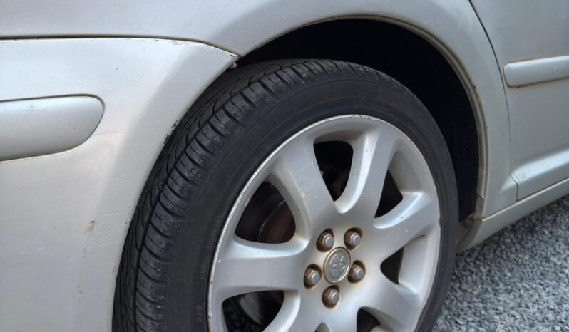 
								Toyota Avensis 2006 full									