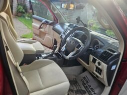 
										Toyota Land Cruiser Prado 2015 full									