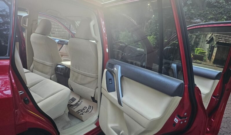 
								Toyota Land Cruiser Prado 2015 full									