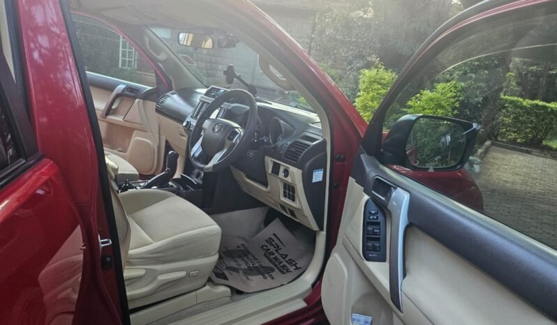 
								Toyota Land Cruiser Prado 2015 full									