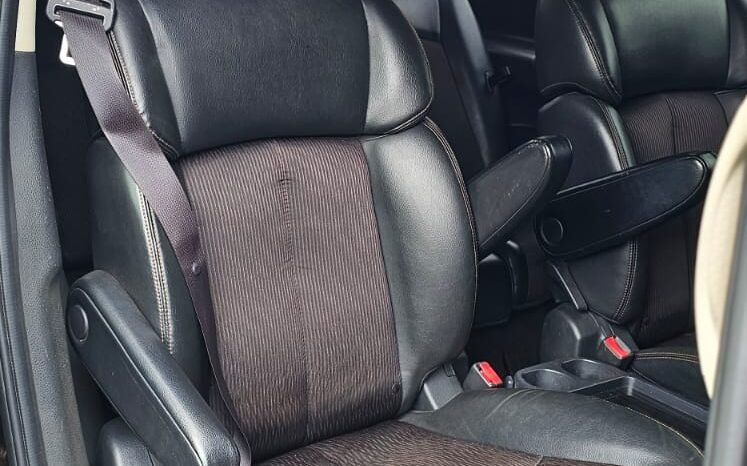 
								Nissan Elgrand 2017 full									