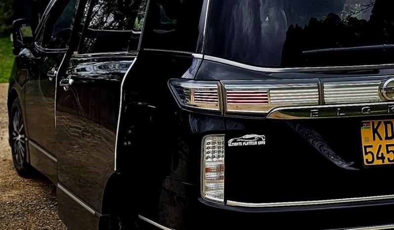 
								Nissan Elgrand 2017 full									