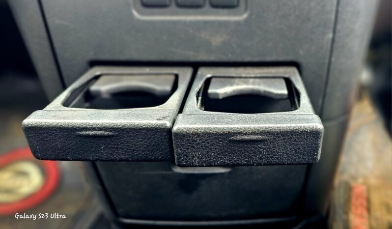 
								Nissan Elgrand 2017 full									