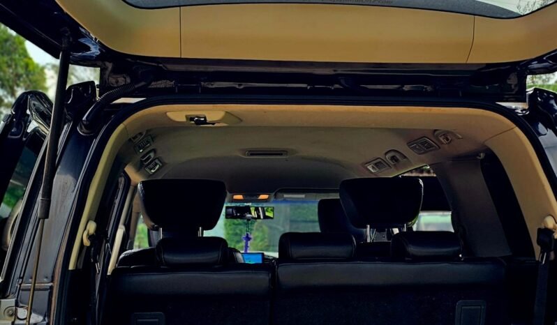 
								Nissan Elgrand 2017 full									