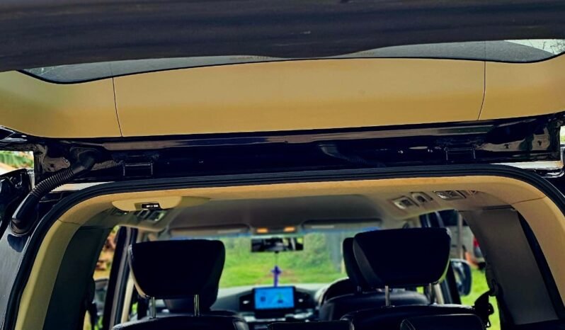 
								Nissan Elgrand 2017 full									