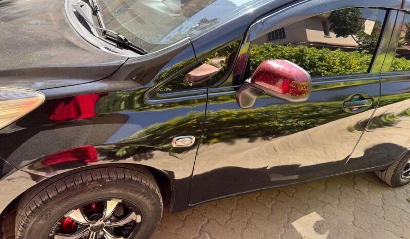 
								Nissan Note 2013 full									