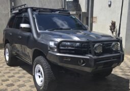 
										Toyota Land Cruiser V8 Diesel 2018 full									