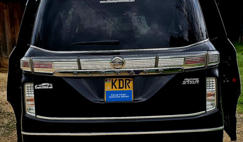 
								Nissan Elgrand 2017 full									