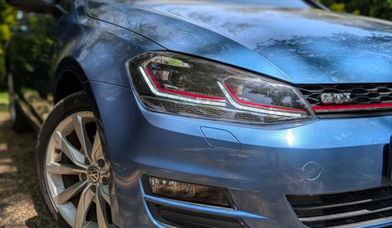 
								Volkswagen Golf MK7 2015 full									