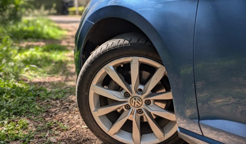 
								Volkswagen Golf MK7 2015 full									