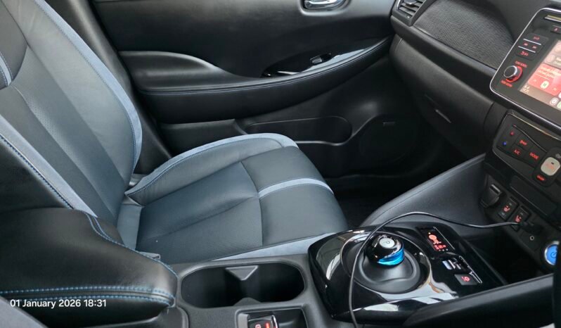 
								2019 Nissan Leaf S full									