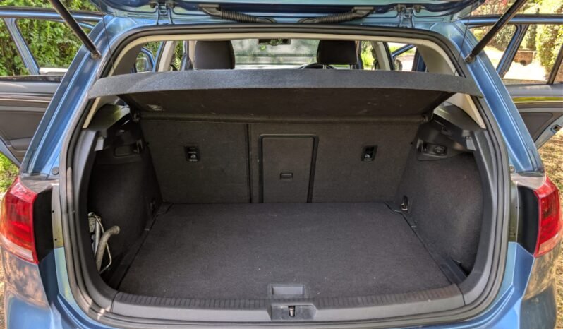 
								Volkswagen Golf MK7 2015 full									